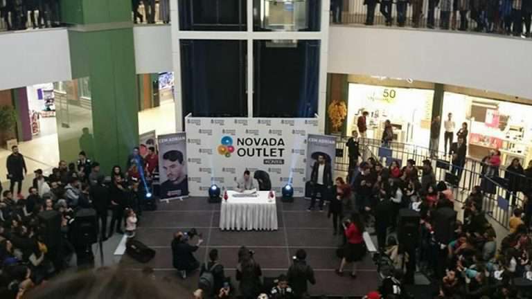 KONYA NOVADA OUTLET İMZA GÜNLERi ve MiNi KONSERLER