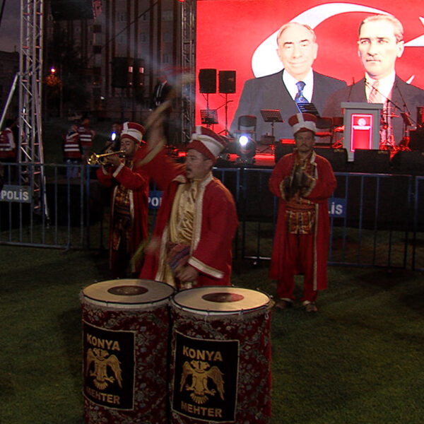 MHP ÇUMRA İLÇE BAŞKANLIĞI ALİ KINIK VE AHMET ŞAFAK KONSERİ