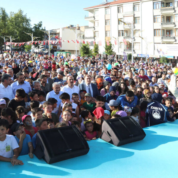 İLÇELER "ÇOCUK GÜNLERİ" AKŞEHİR PROGRAMI